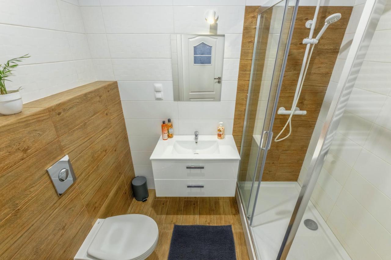 Boho Apartment Janów z miejscem parkingowym Łódź Exterior foto