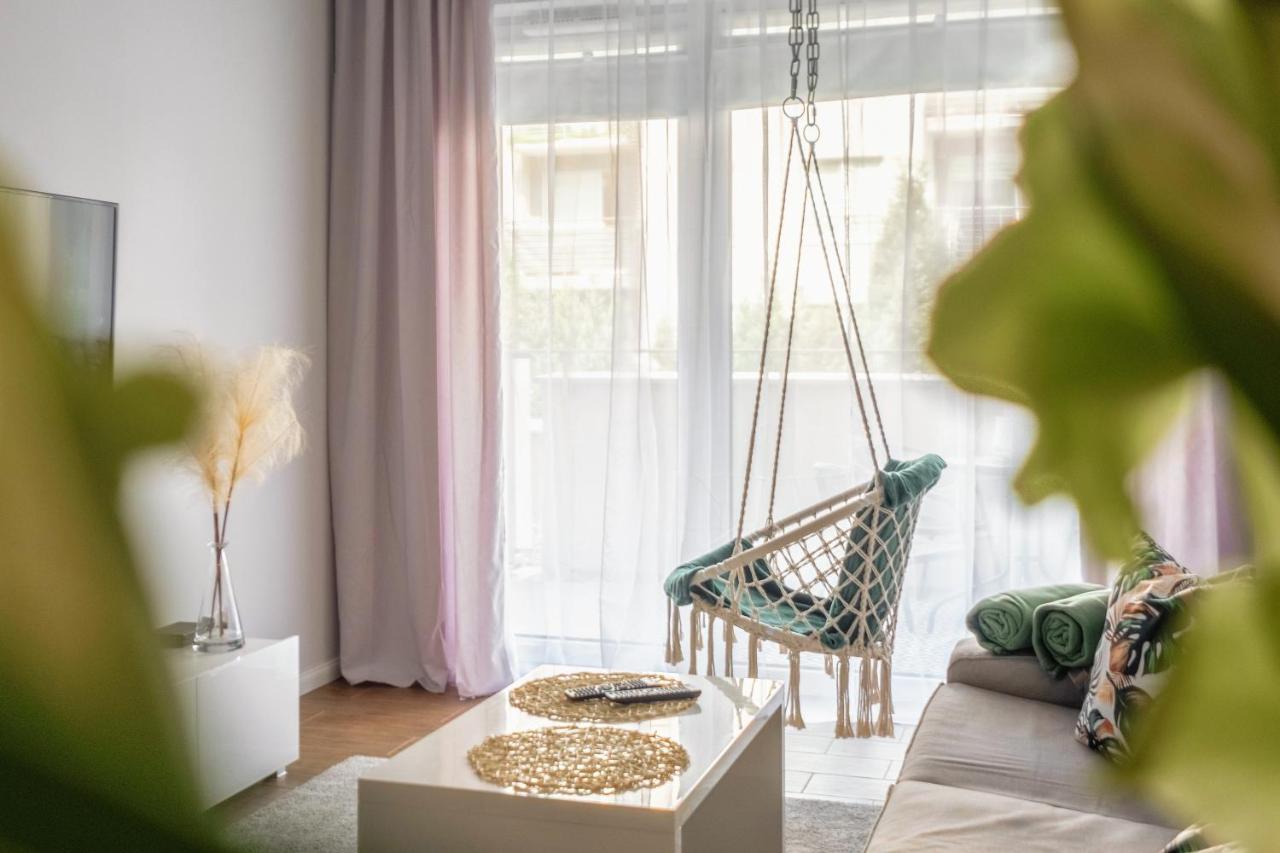 Boho Apartment Janów z miejscem parkingowym Łódź Exterior foto